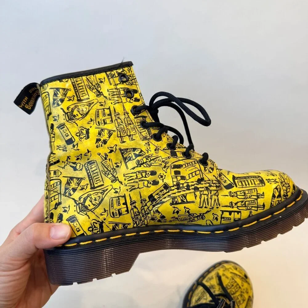 Dr. Martens 1460 London Icons Yellow Print Boots Women’s Size 6 (UK 4) Rare Vint - Picture 5 of 11